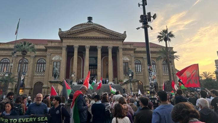 Dalle piazze siciliane a Portella, la Sicilia insorge contro il blocco della Flotilla