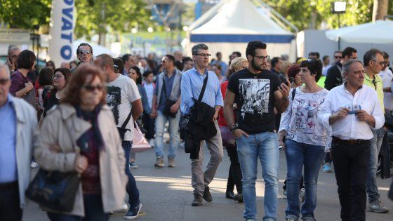 Palermo, bagno di folla per l'apertura della Fiera del Mediterraneo