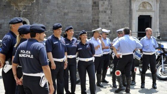 Vigili in assemblea il primo novembre, nei cimiteri si rischia il caos