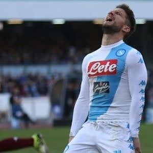 Napoli in ansia per Dries Mertens