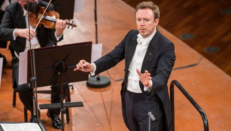 Daniel Harding a Santa Cecilia: "Ho progetti ambiziosi. Lo so, parlo come Trump”