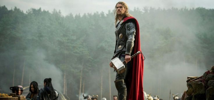 Hemsworth, dalla McLaren al martello di Thor
