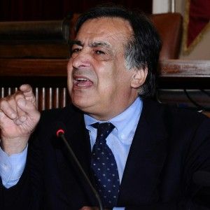 Orlando: "Clan arroganti, puntano a creare un nuovo blocco sociale"