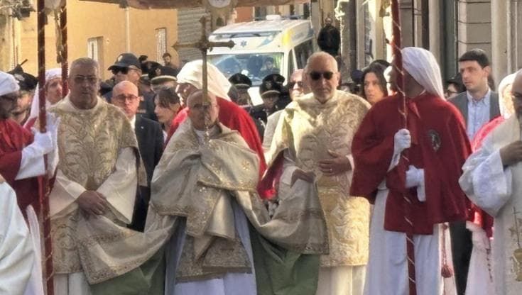Enna, settimana delle confraternite con il vescovo a processo per lo scandalo del prete pedofilo