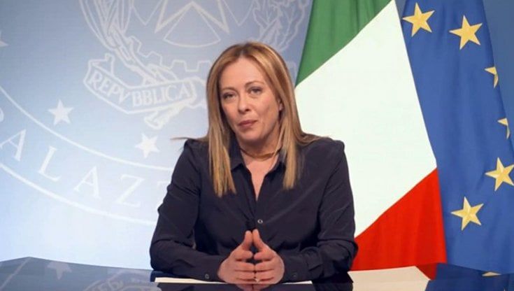 Meloni si auto-promuove: "Cento azioni in cento giorni di governo". E sull'autonomia avverte: "Ogni cittadino deve avere la stessa attenzione!