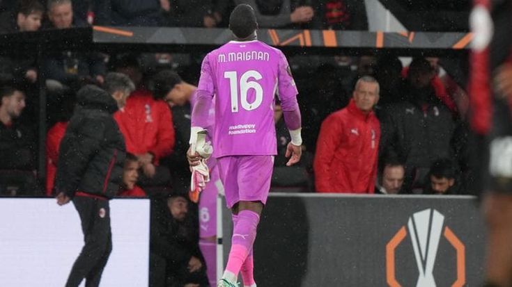 Maignan, valanga di odio social dopo Bournemouth. Il Milan: “Insulti inaccettabili”