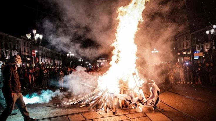 Slogan e striscioni Pro Pal negli atenei. I sindacati di polizia: “Basta violenza”