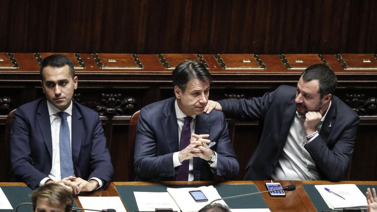 La mossa di Salvini e Di Maio: “A Conte la trattativa con l’Ue”