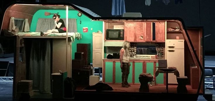 Il festival di Napoli in cerca di direttore si rifà con la danza e la Fura