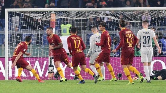 Roma-Inter 2-2: pari-show all'Olimpico, tra Var e polemiche