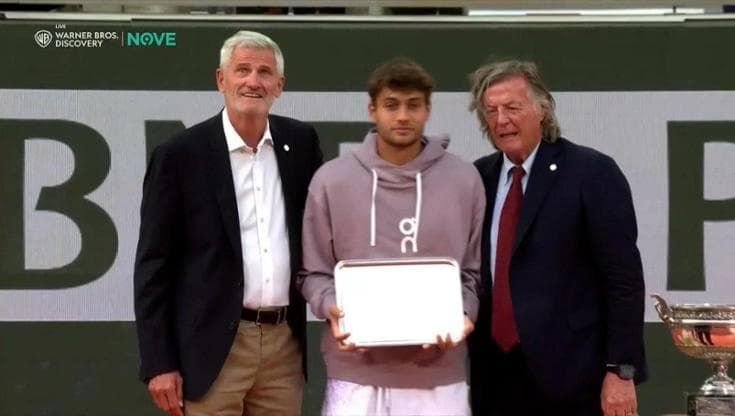 Con Cobolli è un’altra festa del tennis italiano