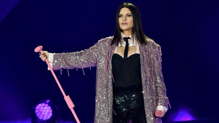 Laura Pausini alla cerimonia di apertura di Milano Cortina 2026: "Simbolo dell'italianità autentica"