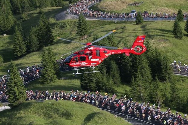 Sulle salite dei miti, 9mila ciclisti alla Maratona delle Dolomiti