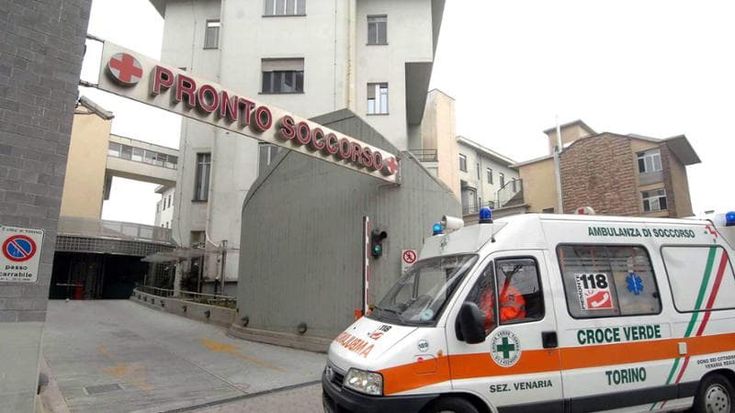 Bimbo preso a cinghiate si confida con i medici: “La mamma mi picchia”