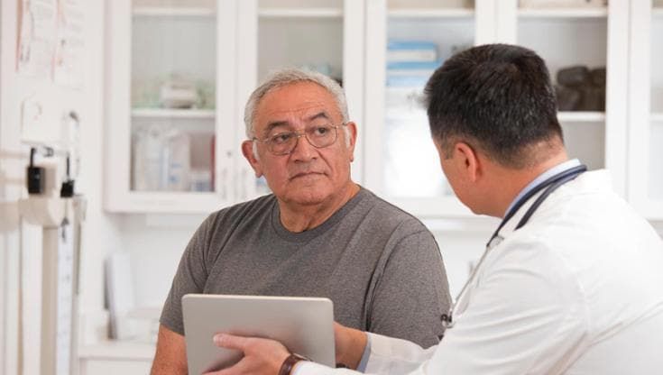 Tumore della prostata, mix di farmaci aumenta la sopravvivenza nei pazienti con metastasi ossee