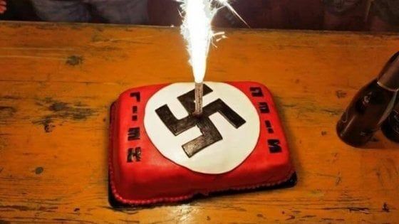 Milano, Sala: "I post fascisti sul web pericolosi come i saluti romani, servono leggi adeguate contro l'apologia"