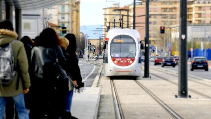 Firenze, il cantiere tramvia in viale Matteotti: “Partenza domani, timori per l’impatto”