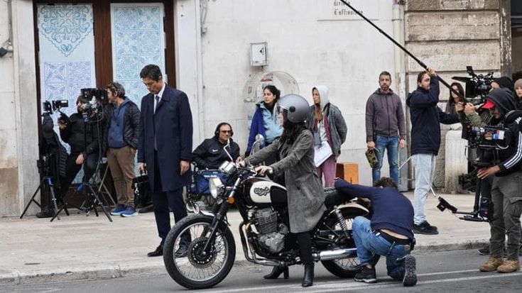 Nel centro di Bari il set con Alessandro Gassmann: le nuove scene per l’avvocato Guerrieri