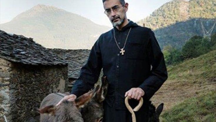 Il raduno dei moderni eremiti. “Siamo soli, ma aiutiamo gli altri”