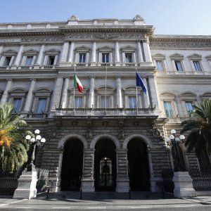 Credito ancora bloccato, si conferma la ripresa solo per le famiglie
