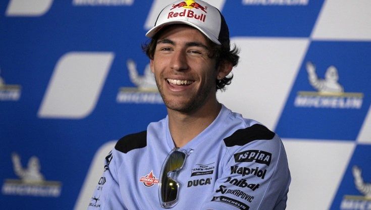 Enea Bastianini: "Mi amano per le rimonte, Bagnaia non avrà bisogno di me per vincere il Mondiale"
