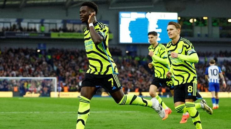 Premier, Arsenal e Manchester City vincono e mettono pressione al Liverpool