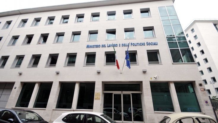 Due ispettrici del lavoro minacciate mentre cercano di fare verifiche in una azienda del Milanese: denunciato il titolare