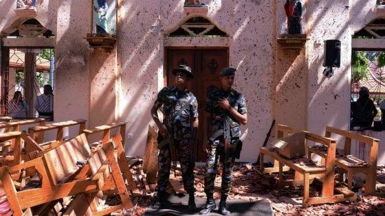 Sri Lanka, la testimonianza di un architetto fiorentino: "Non possiamo uscire dall'hotel"