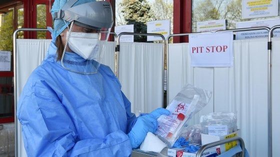 Coronavirus in Lombardia, i nuovi contagiati sono 941, meno morti nelle ultime 24 ore