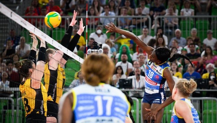 Volley, Conegliano ko in finale: Champions femminile al Vakifbank Istanbul