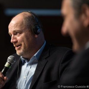 Il Festival del giornalismo e la fine del dibattito pubblico: "Non sottovalutiamo i lettori"