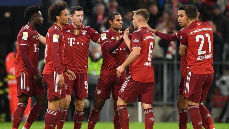 Bayern, Hoeness all'attacco di Psg e City: "Il loro denaro non basta per vincere"