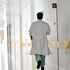 La fuga dei medici dagli ospedali, sono più le dimissioni dei pensionamenti: “Turni massacranti”