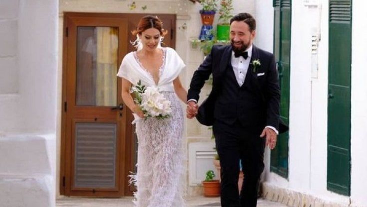 Federico Zampaglione sposo in Puglia, serenata sulle note dei Tiromancino e dediche social: "La descrizione del nostro attimo più bello"