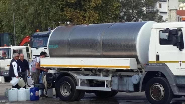 Canicattì senz’acqua da tre giorni, serrata delle autobotti dopo la sanzione a un autotrasportatore