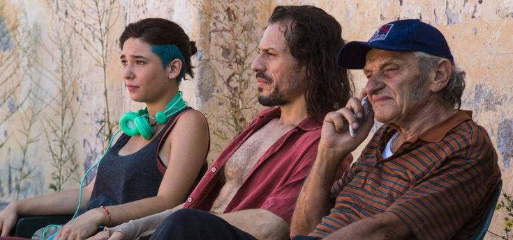 "Veloce come il vento", guida la coppia Accorsi-De Angelis: "Un personaggio credibile"