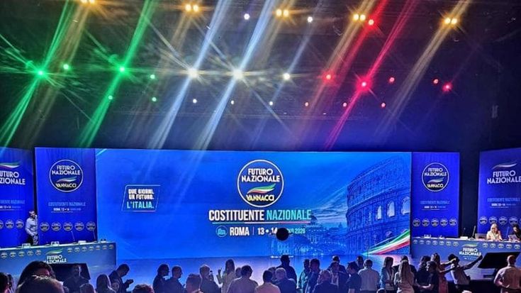 Nasce il partito nero di Vannacci: “Orgogliosi di essere la feccia. Noi vera destra contro Ursula”
