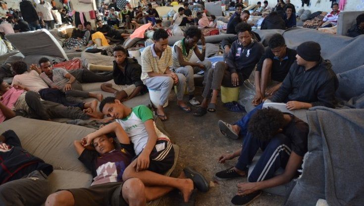 Divisa e fuori controllo, la Libia è una polveriera. L’Italia non ha interlocutori