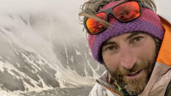 Nanga Parbat, il torinese Cala Cimenti arriva in vetta. Momenti di paura durante la discesa con gli sci