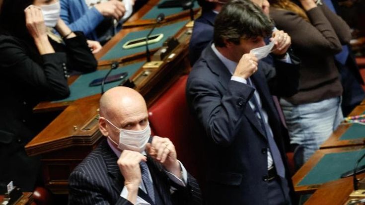In caso nuova epidemia sì a vaccini, mascherine, smart working. Il nuovo Piano pandemico è approvato