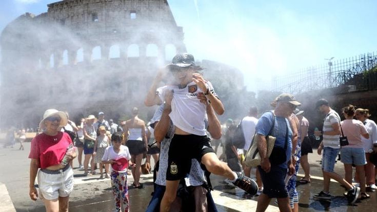 Il Campidoglio lancia il primo "piano caldo": 50 milioni, alberi e una rete di rifugi contro l'afa