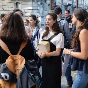 Maturità al via per 48mila studenti siciliani. Torna l’allarme diplomifici    