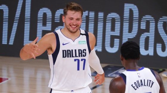 Basket Nba: Phoenix sogna l'ultimo pass play off, Antetokounmpo si arrende a Doncic