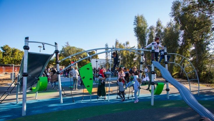Area skate e playground, spazi per le band e circuiti benessere: così le città della Toscana sono sempre più social 