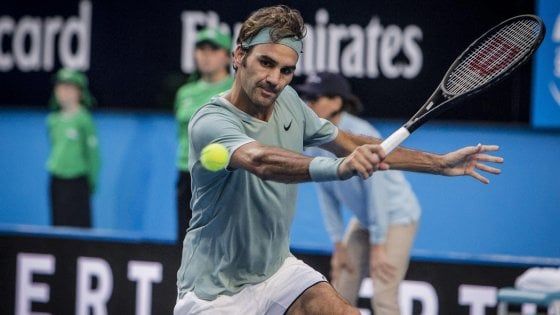 Tennis: Federer è il giorno della festa. Rientra e vince dopo sei mesi