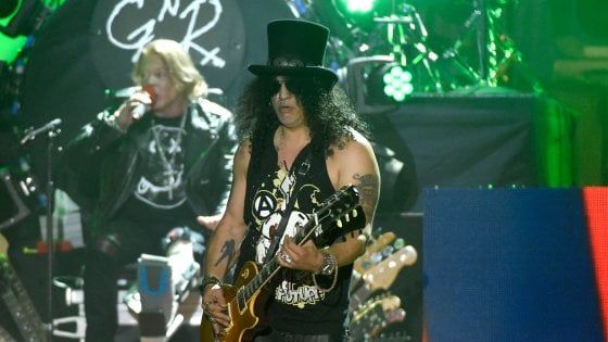 Guns N'Roses a Imola, prevendita dal 9 dicembre: online biglietti a prezzi già raddoppiati
