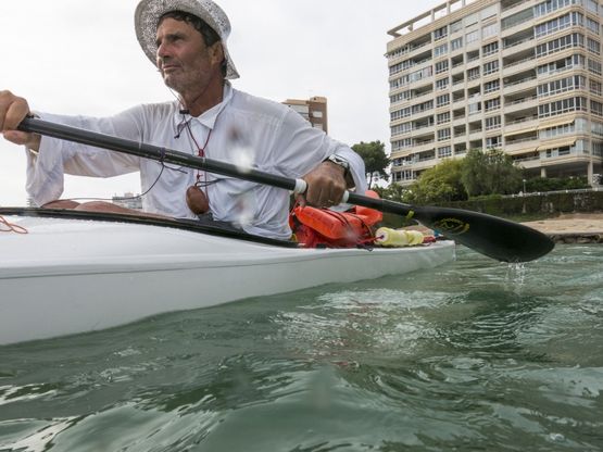 Music&ograve;, da solo in canoa sino a Gibilterra
