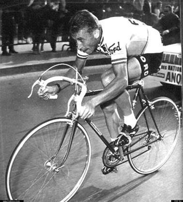 Ciclismo, Tour, Giro, Vuelta: i sei vincitori delle tre grandi corse a tappe