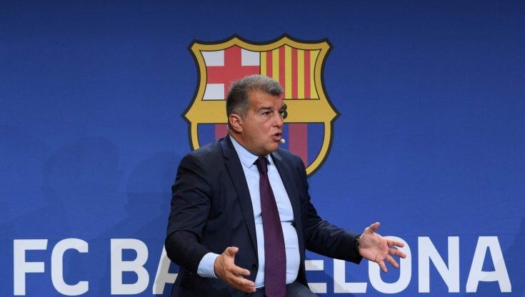 Barcellona, Laporta accusa: "Bartomeu ha portato il club alla rovina"
