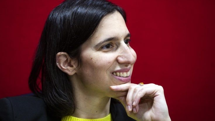 Schlein a Napoli: "L'Autonomia è una secessione contro il Sud: il Pd non si divida". Poi ricorda Prisco, il sindacalista dei rider